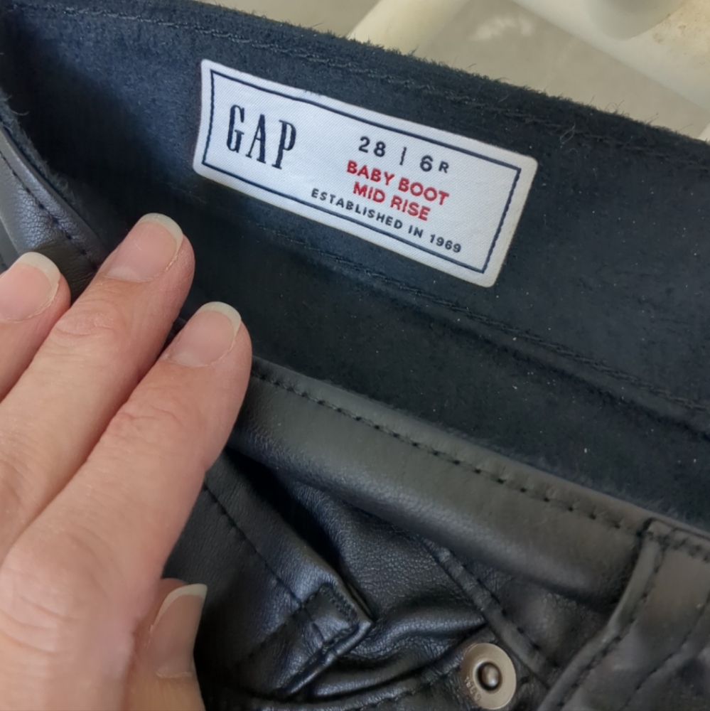 GAP Black Pleather Pants - Picture 3 of 5